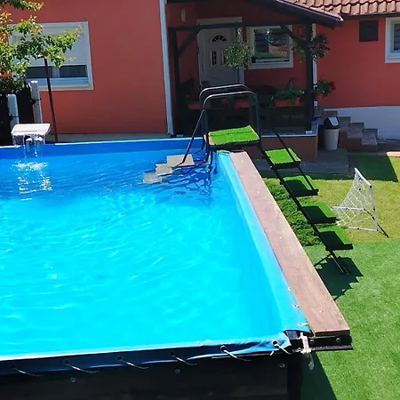 Holiday home Banjanski Raj *