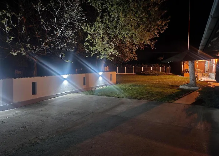 Banjanski Raj 아란젤로바츠