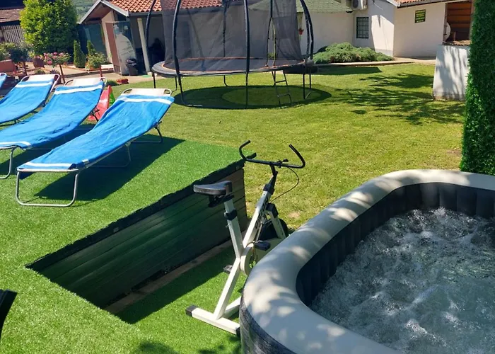 펜션 Banjanski Raj *